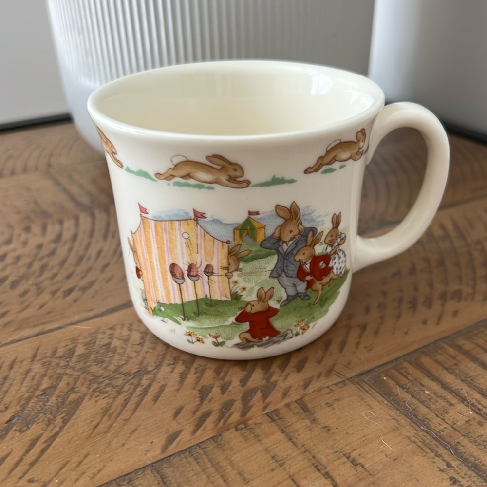 Vintage 1936 Royal Doulton Bunnykins Handle Mug Cup Bunny Carnival